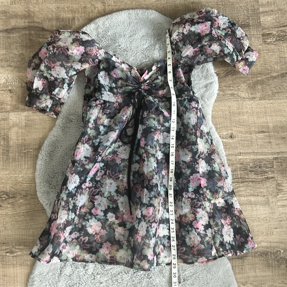 70F/21C Floral Mini Dress - Picture 7 of 7